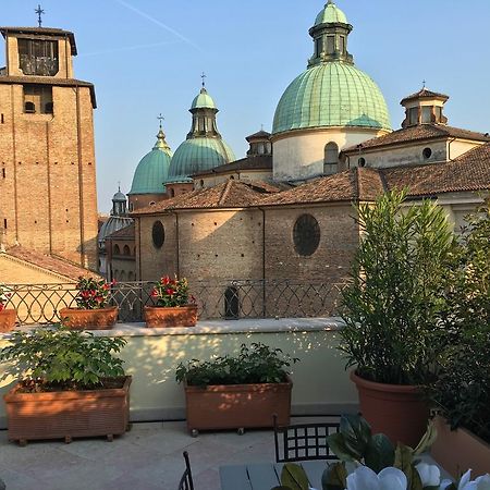 La Loggia Al Duomo - Treviso Apartment ภายนอก รูปภาพ
