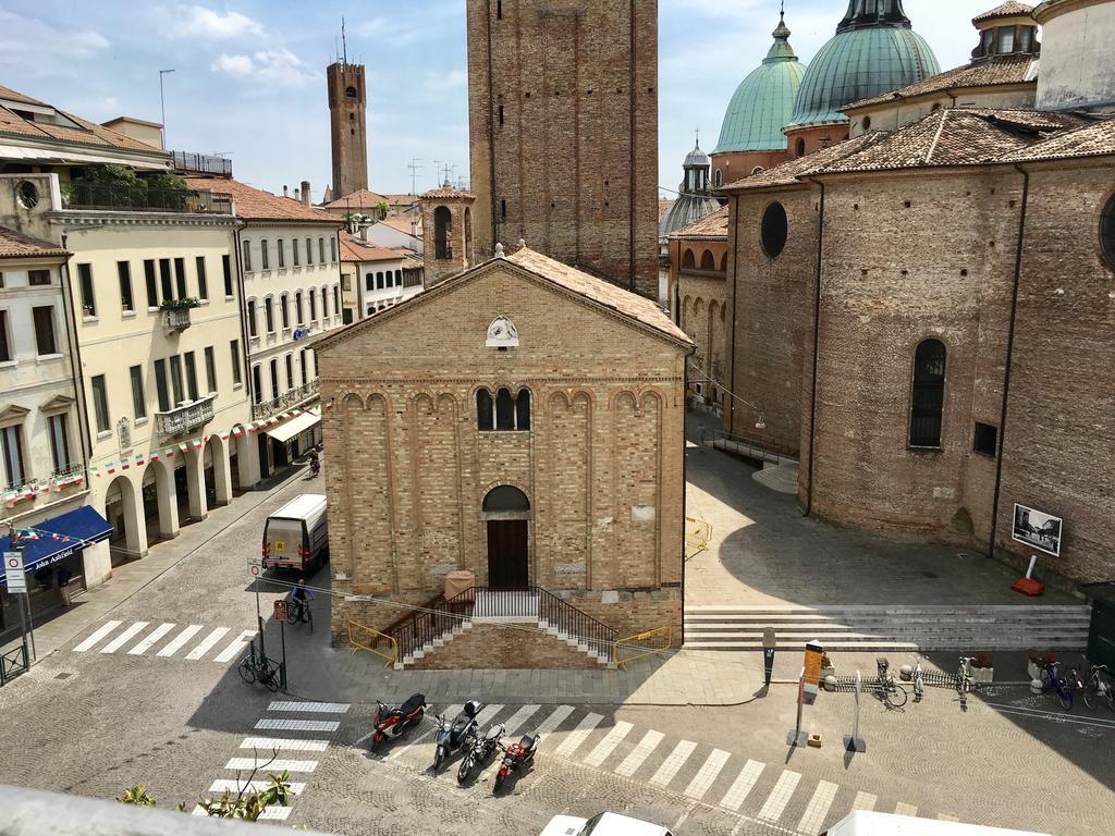 La Loggia Al Duomo - Treviso Apartment ภายนอก รูปภาพ