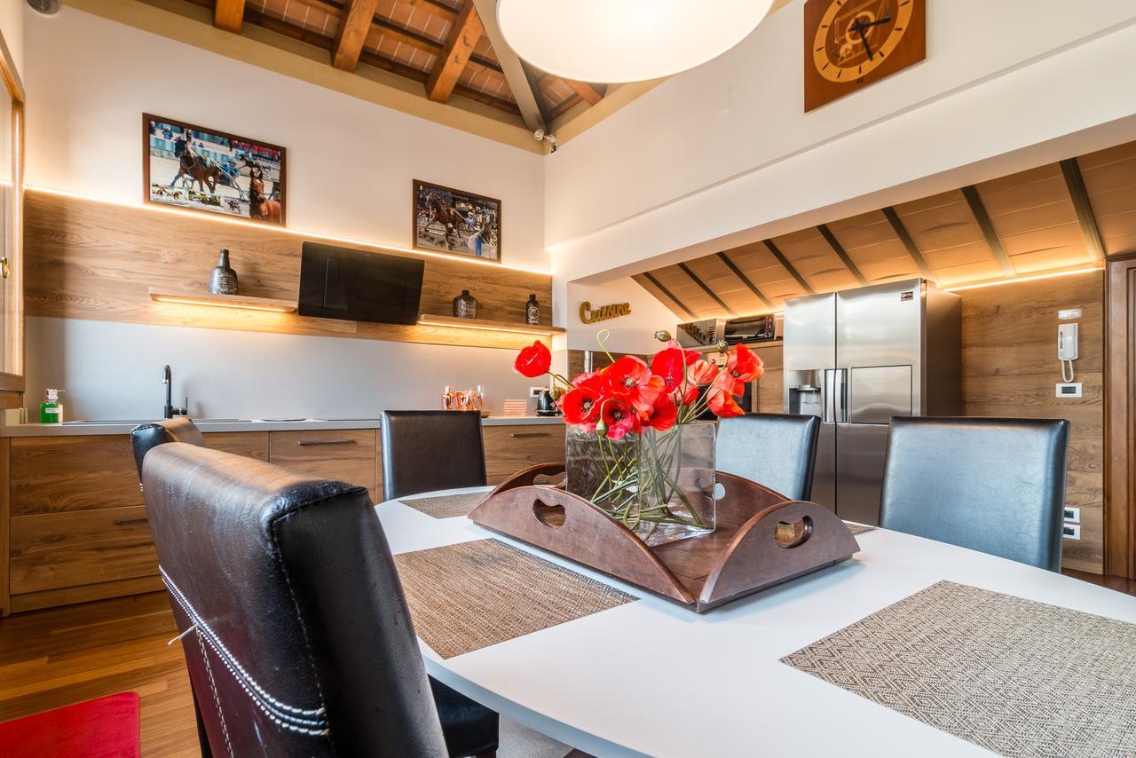 La Loggia Al Duomo - Treviso Apartment ภายนอก รูปภาพ
